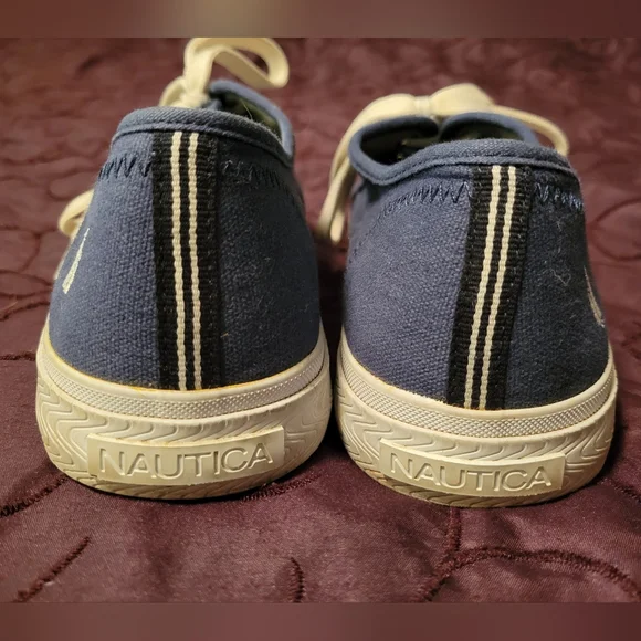 Nautica Navy Tie Sneakers, Men's Size 9 - Picture 5 of 5